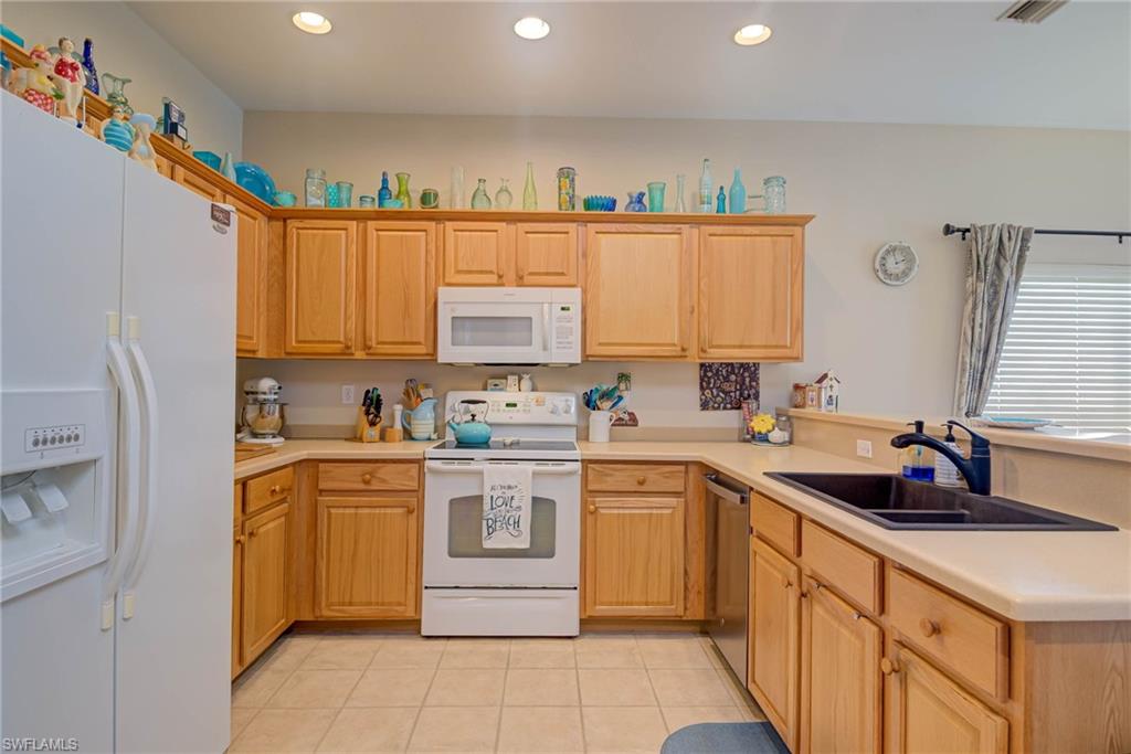 9005 Falcon Pointe Loop Property Photo 8