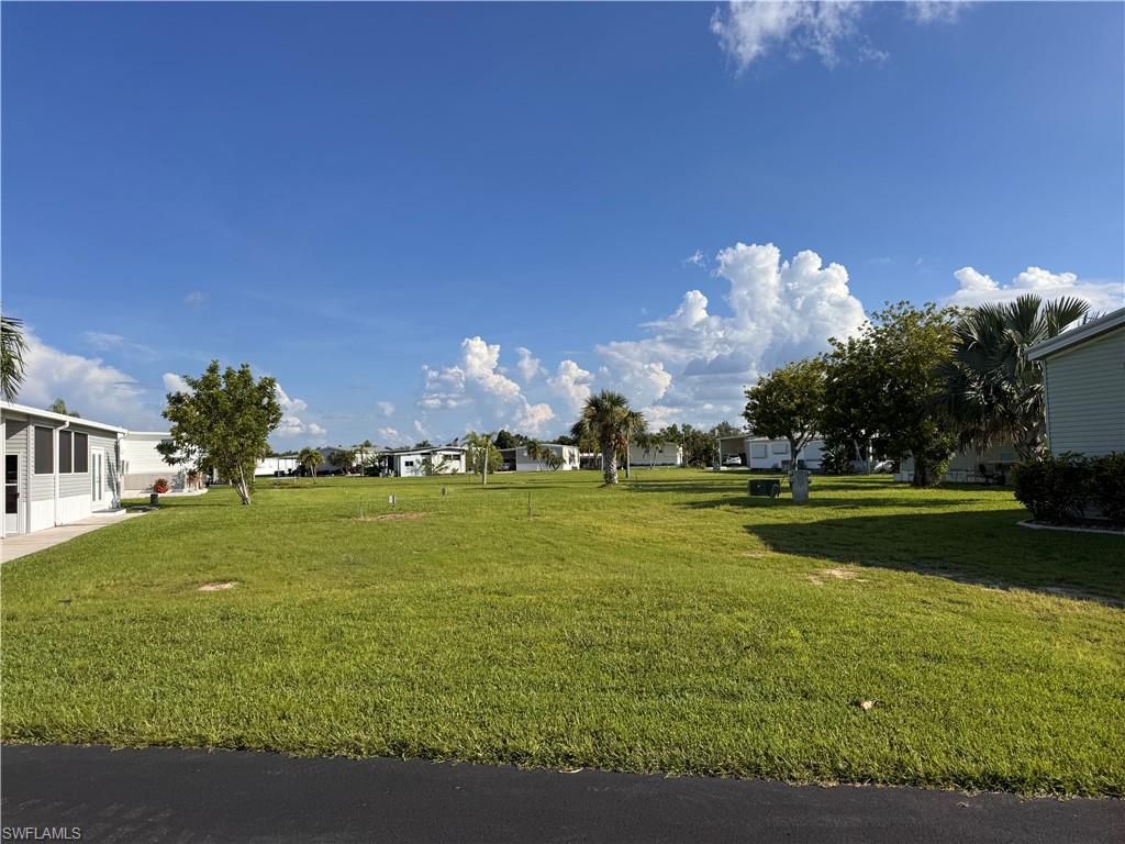 161 Sun CIR Property Photo 1