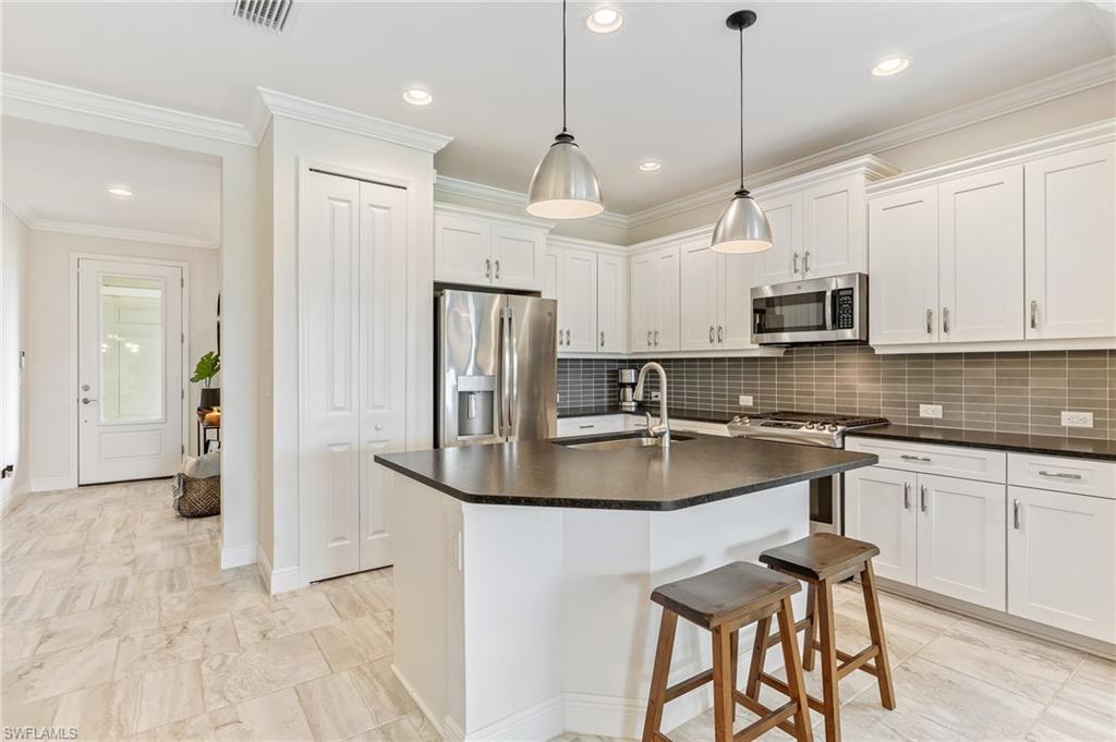 4341 Watercolor Way Property Photo 6