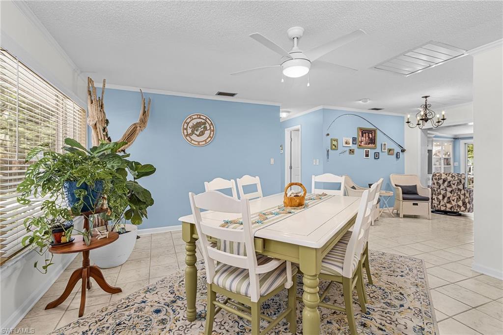 2368 Date St Property Photo 2