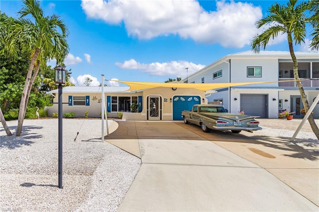 2368 Date St Property Photo 15