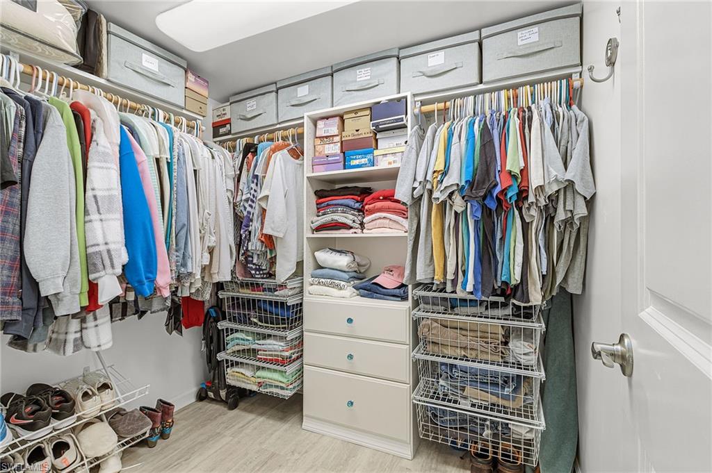 2368 Date St Property Photo 24