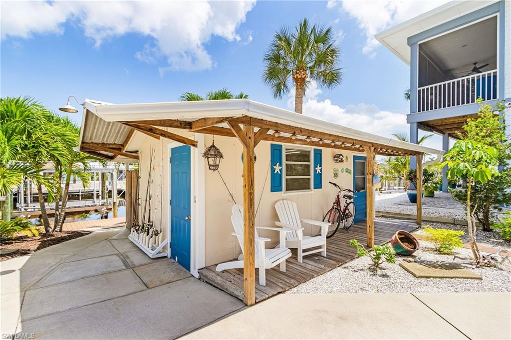 2368 Date St Property Photo 28