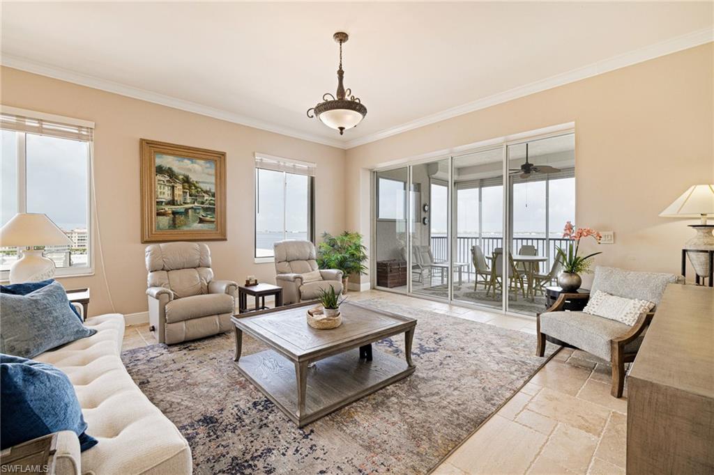 14813 Laguna Dr # 1b Property Photo 7