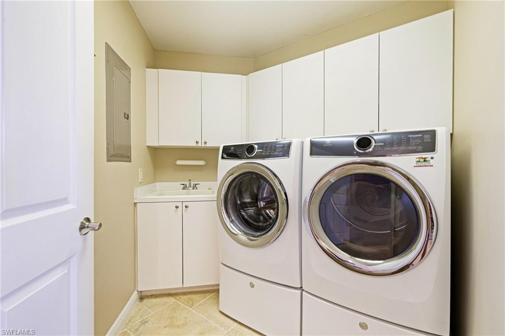 14813 Laguna Dr # 1b Property Photo 36