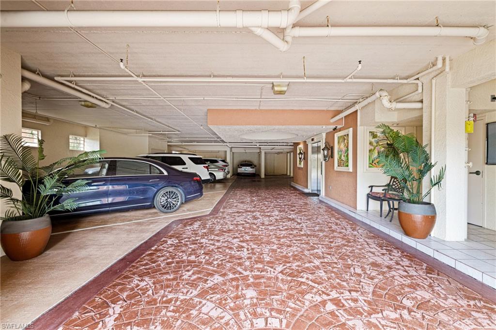 14813 Laguna Dr # 1b Property Photo 39