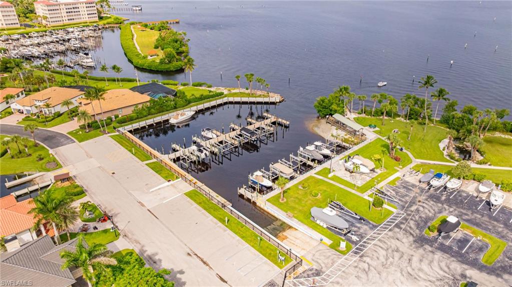 14813 Laguna Dr # 1b Property Photo 41