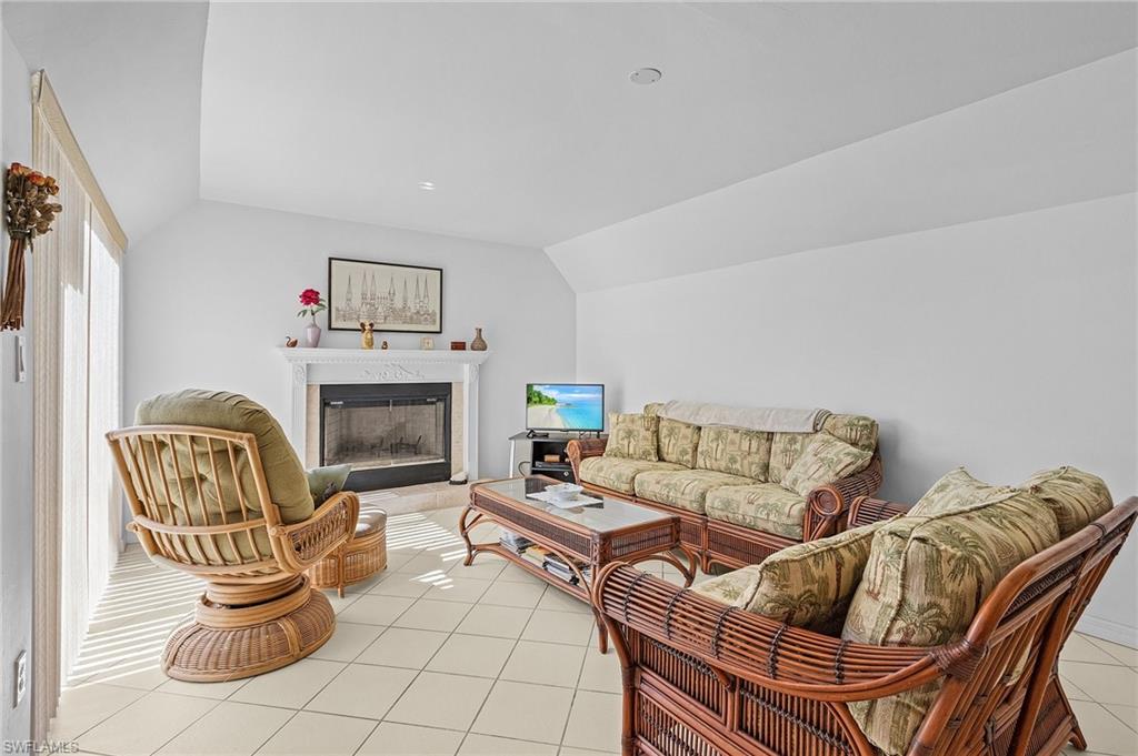 11822 Quail Run Dr Property Photo 5