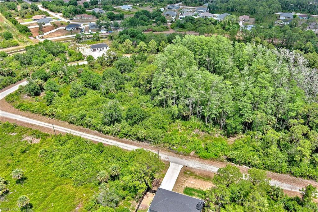 520 Woodman Dr Property Photo 8