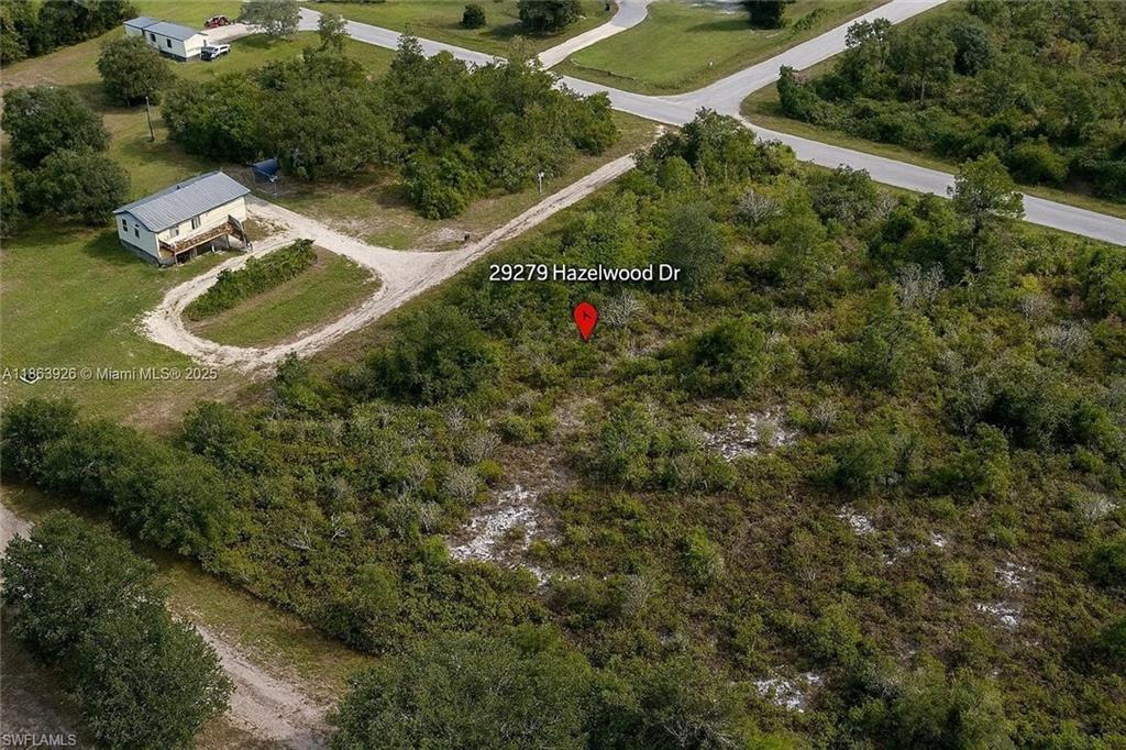 29279 Hazelwood Dr Property Photo 4