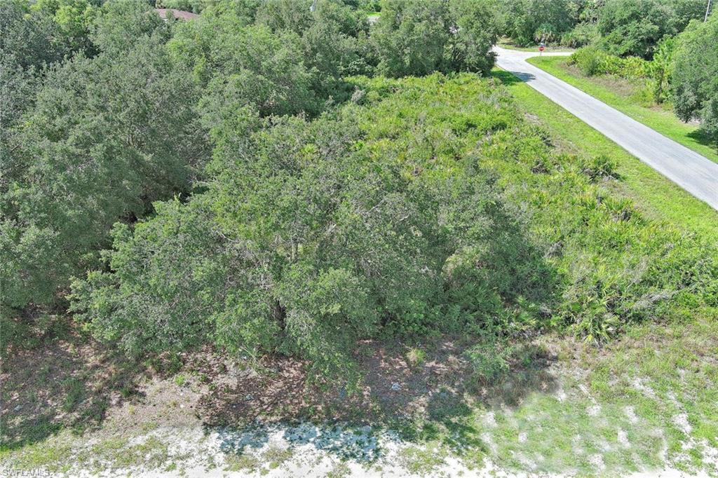 2517 67th St W Property Photo 4