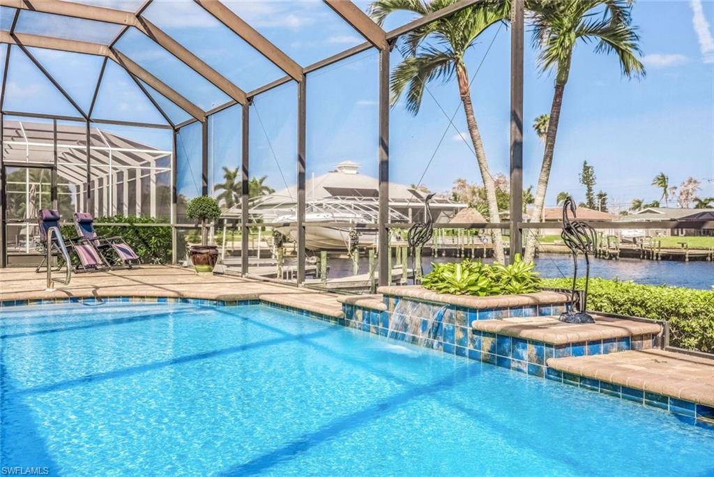 1911 Se 35th St Property Photo 5