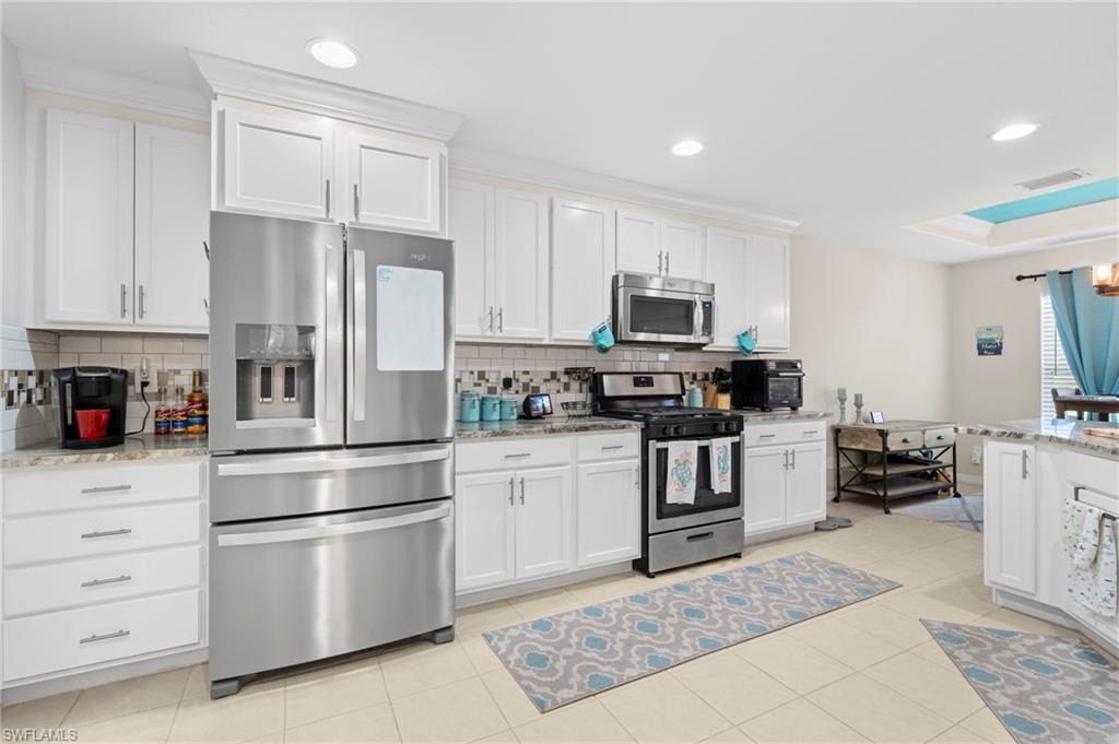 9135 Astonia Way Property Photo 10