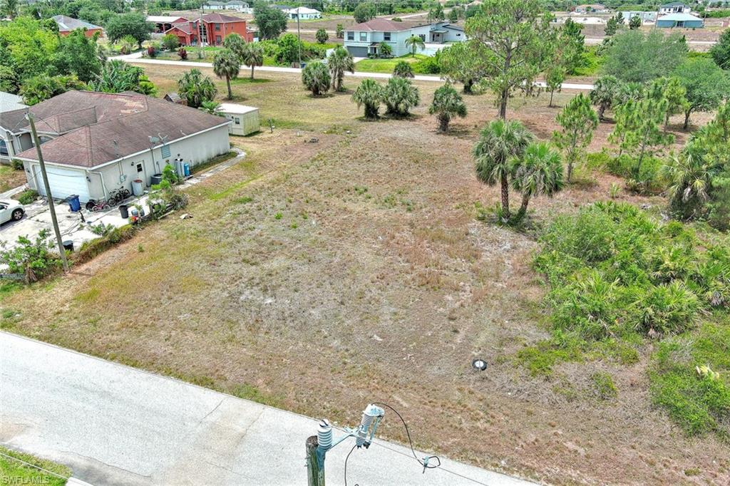 914 Mercury Ave S Property Photo 4
