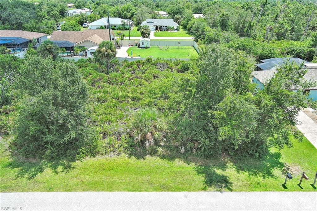7296 Skycrest St Property Photo 4