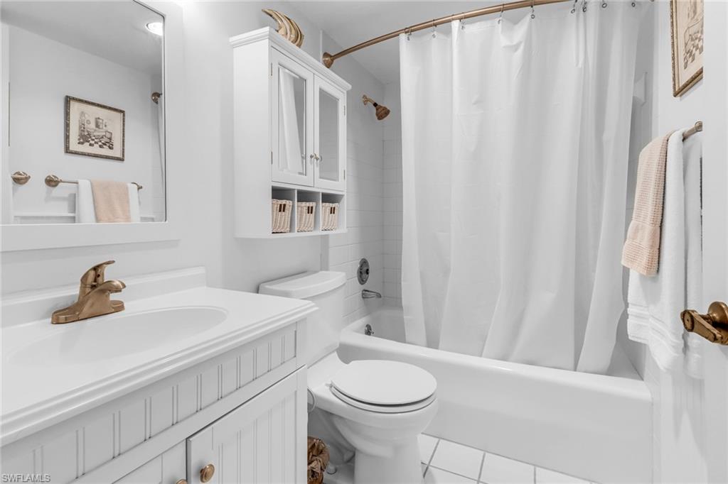 4396 Bowsprit Ct 2e Property Photo 16