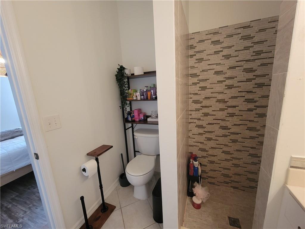 3647 Pine Oak Cir # 108 Property Photo 23