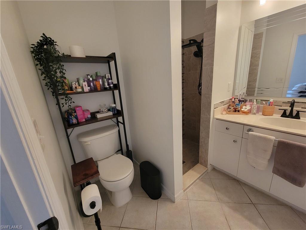 3647 Pine Oak Cir # 108 Property Photo 24