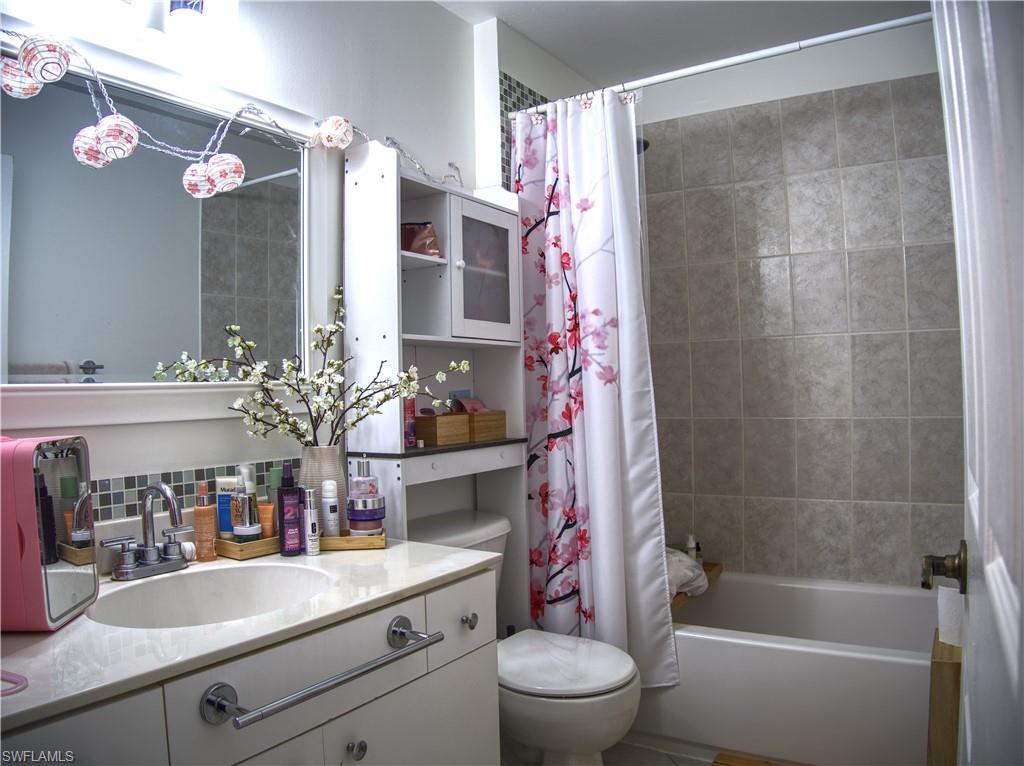 3647 Pine Oak Cir # 108 Property Photo 34