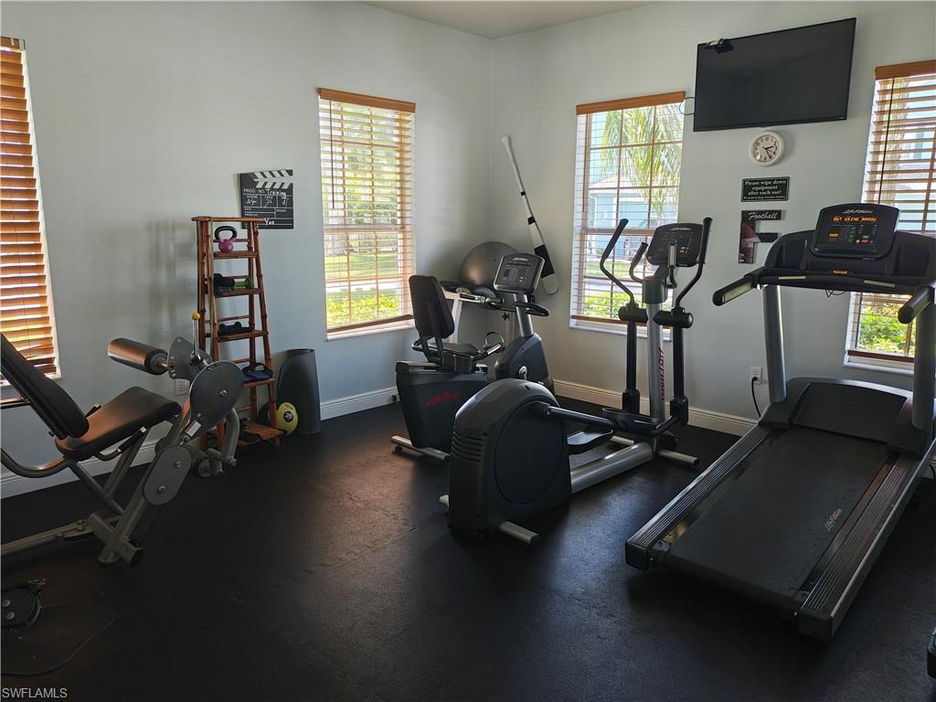 3647 Pine Oak Cir # 108 Property Photo 46