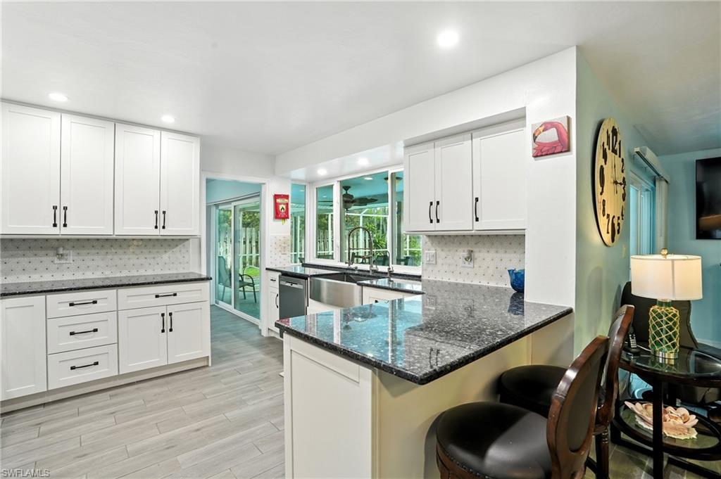 4558 Vinewood Cir Property Photo 14