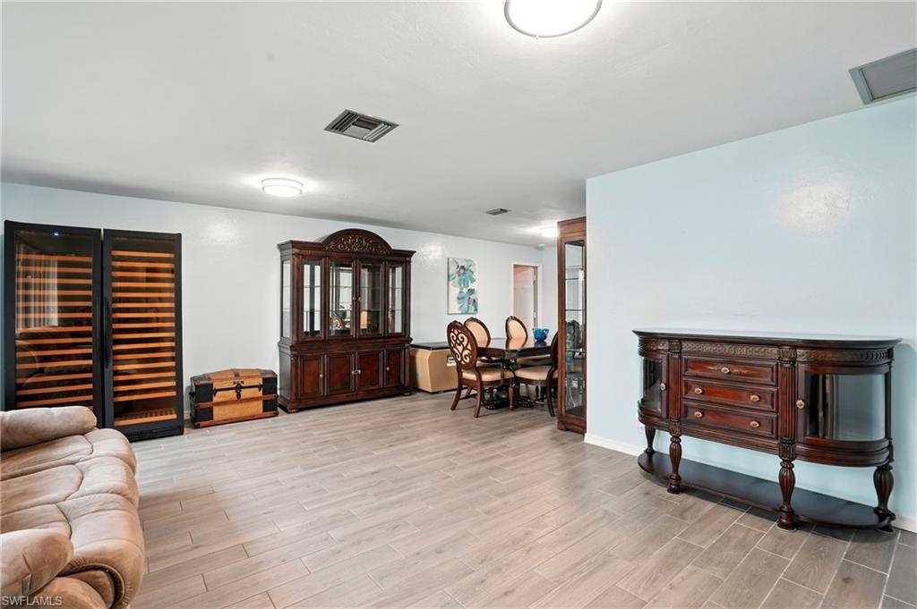 4558 Vinewood Cir Property Photo 22