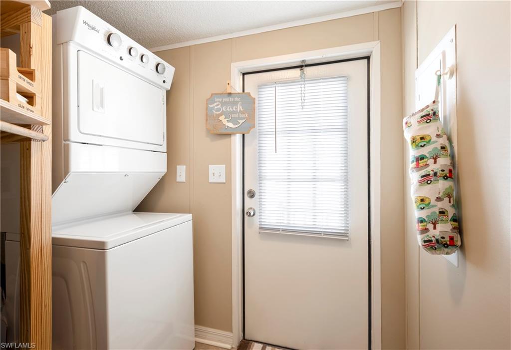 4300 Riverside Dr # 206 Property Photo 11