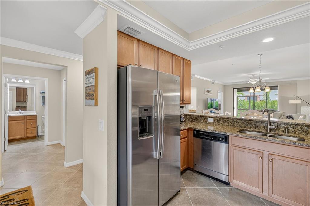 13730 Julias Way # 712 Property Photo 8