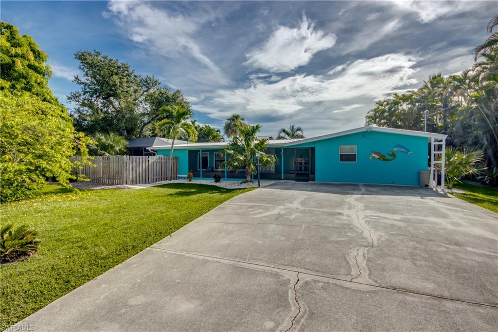2660 Date St Property Photo 2