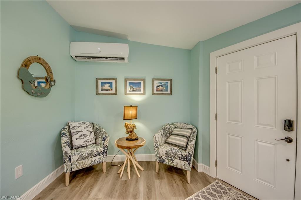 2660 Date St Property Photo 5