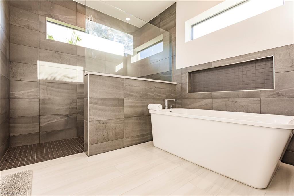 4130 Sw 21st Pl Property Photo 27