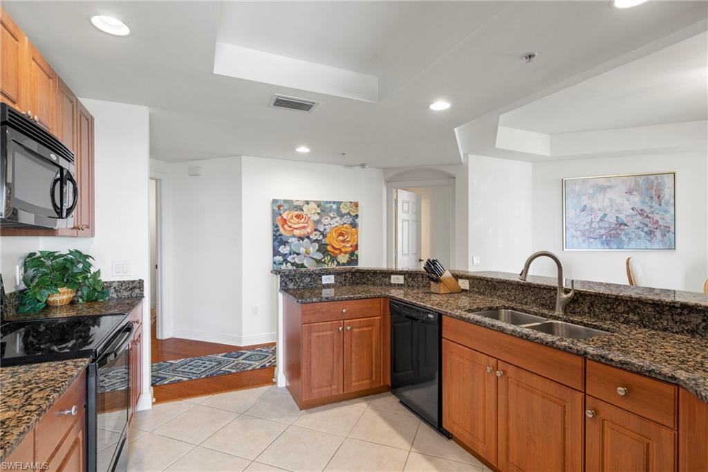 2745 1st St # 2306 Property Photo 6