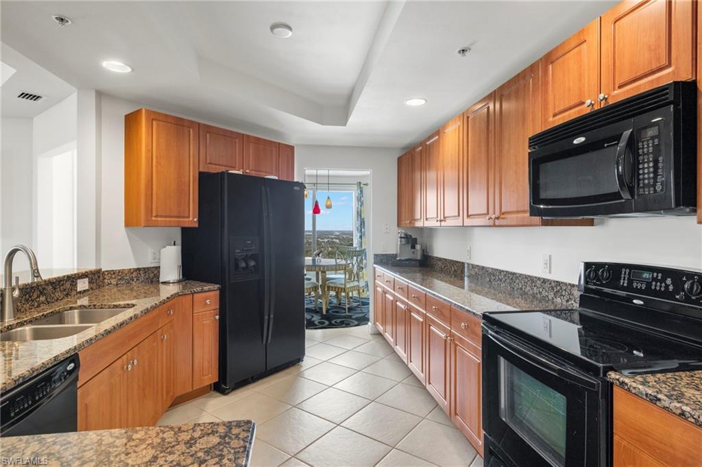 2745 1st St # 2306 Property Photo 7