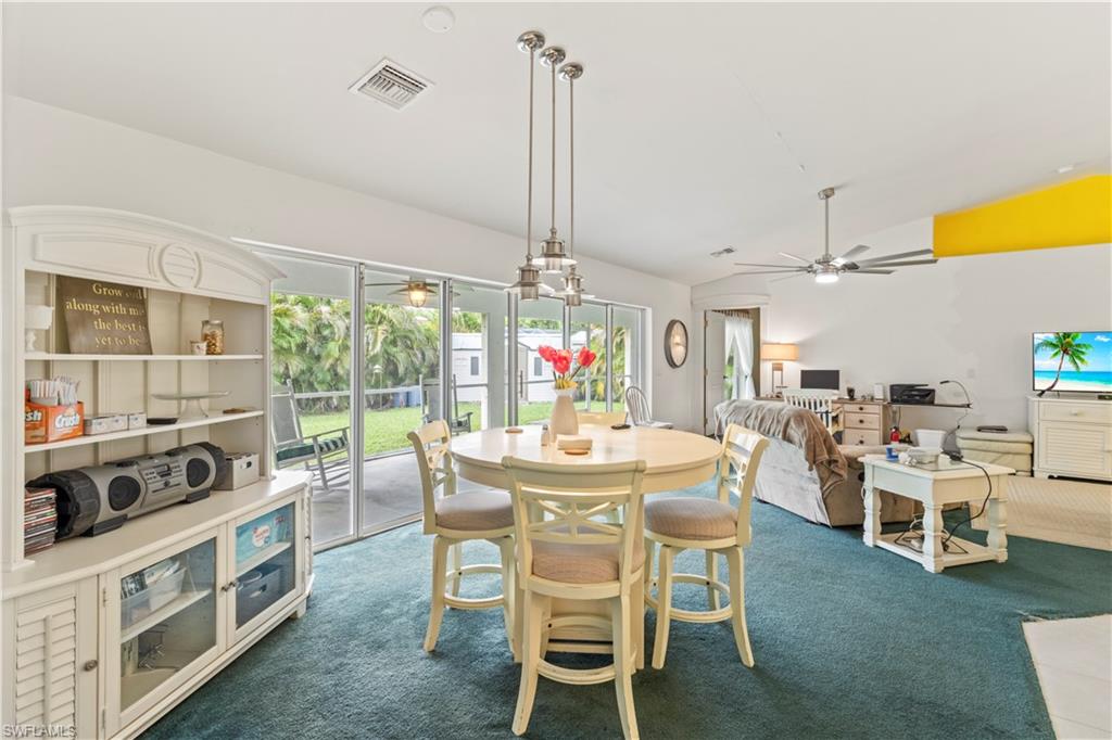 2030 Ne 25th Ter Property Photo 6