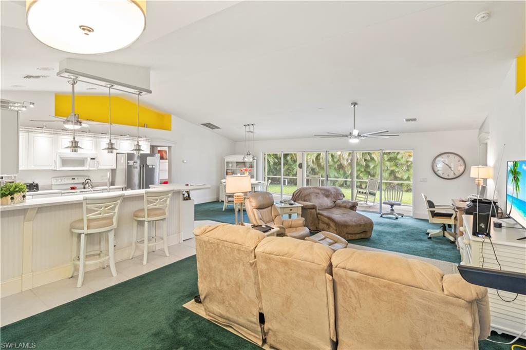 2030 Ne 25th Ter Property Photo 9