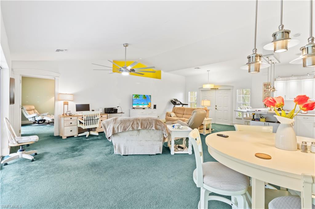 2030 Ne 25th Ter Property Photo 12