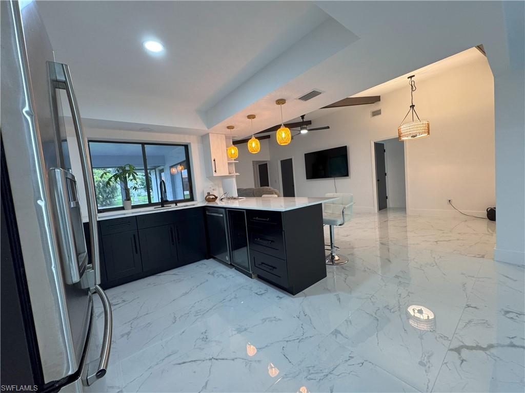 415 Sw 7th Ter Property Photo 8