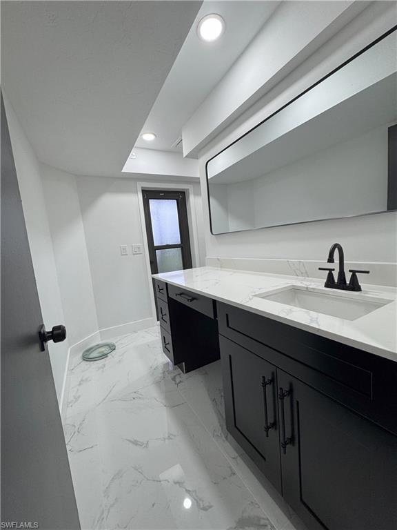 415 Sw 7th Ter Property Photo 11