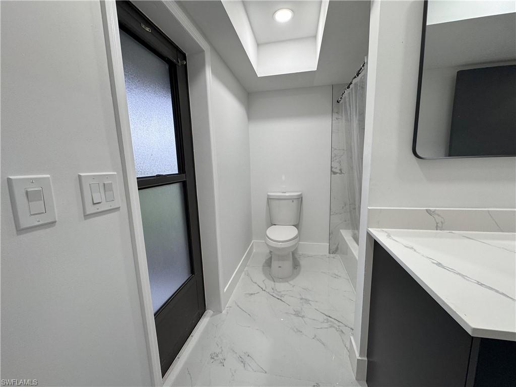 415 Sw 7th Ter Property Photo 12