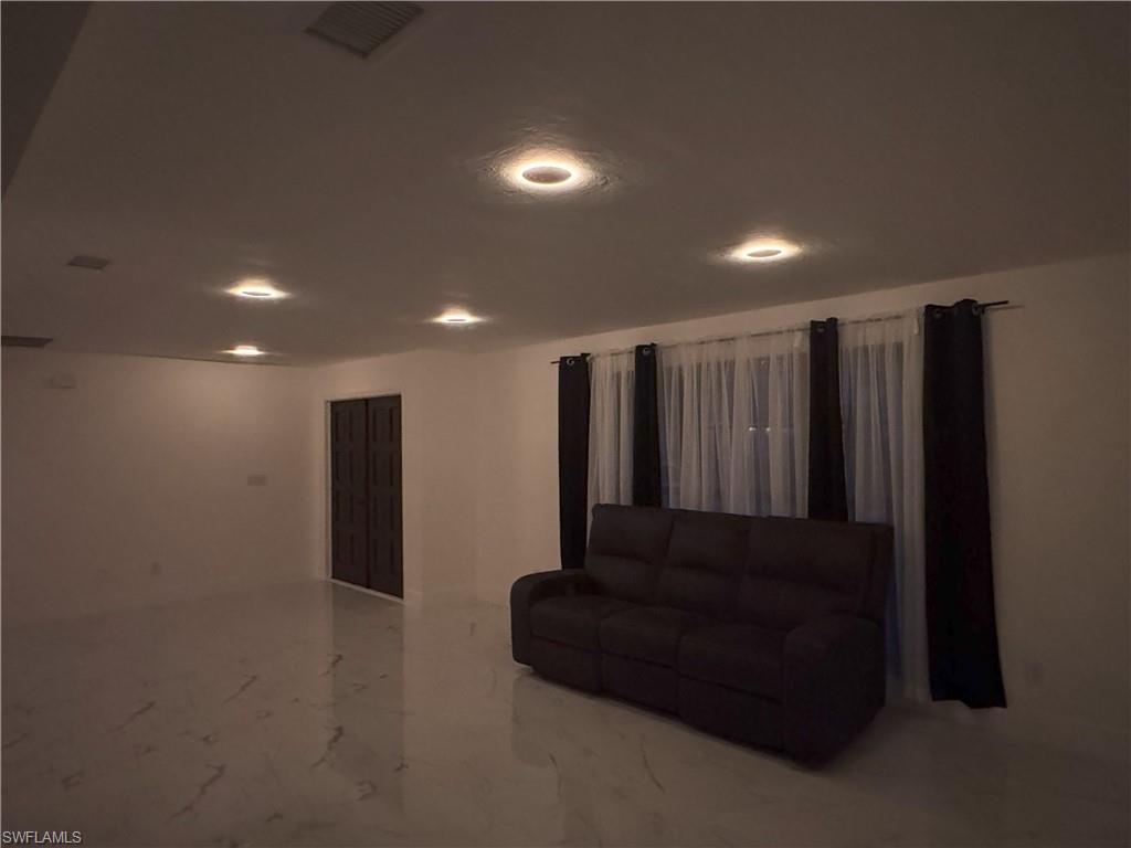 415 Sw 7th Ter Property Photo 20