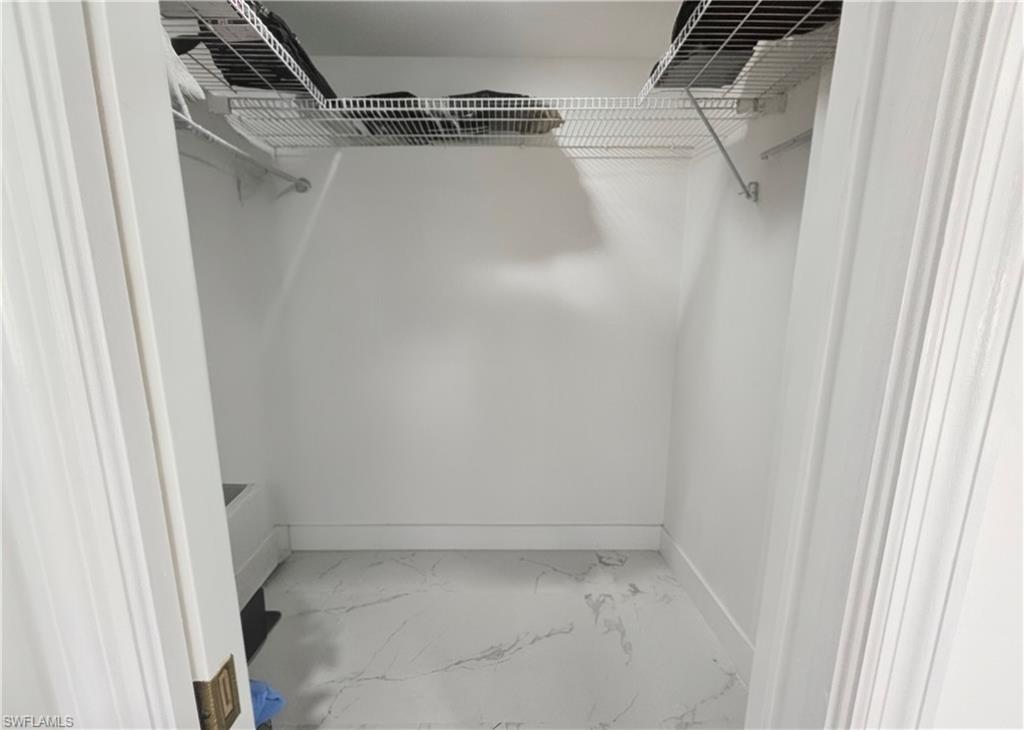 415 Sw 7th Ter Property Photo 30