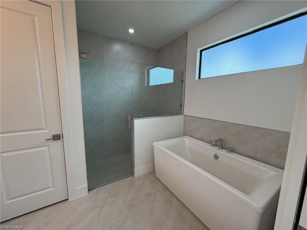 426 Nw 3rd Ter Property Photo 6