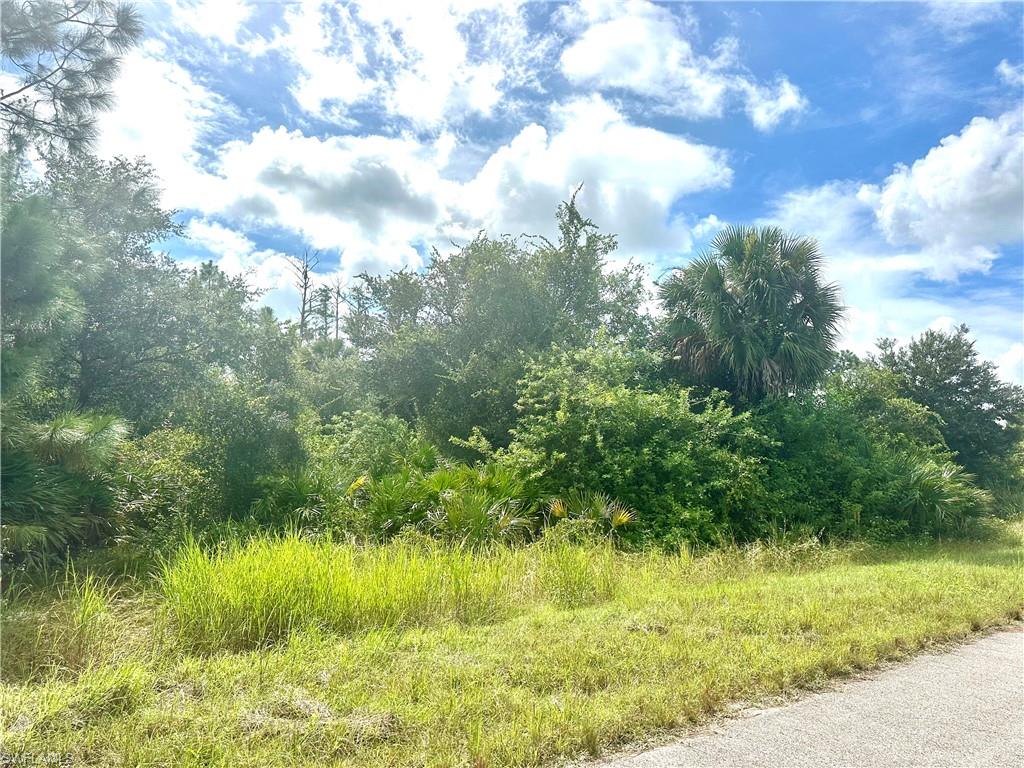 1876 Latham DR Property Photo 1