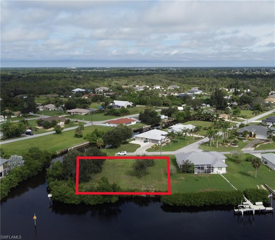 3690 Peace River Dr Property Photo 2