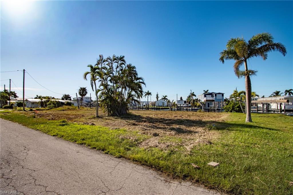3875 Royal Palm Dr Property Photo 30