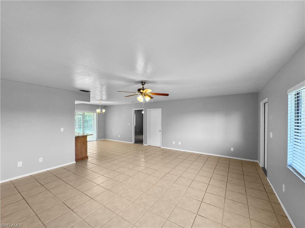 133 Se 25th Ln Property Photo 2