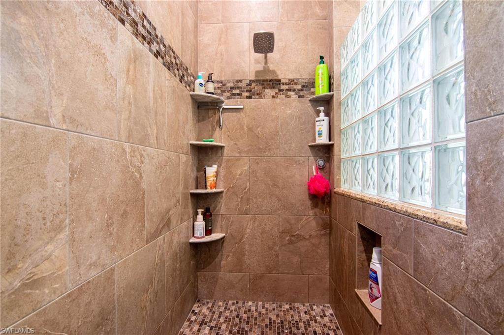 2620 Windwood Pl Property Photo 20