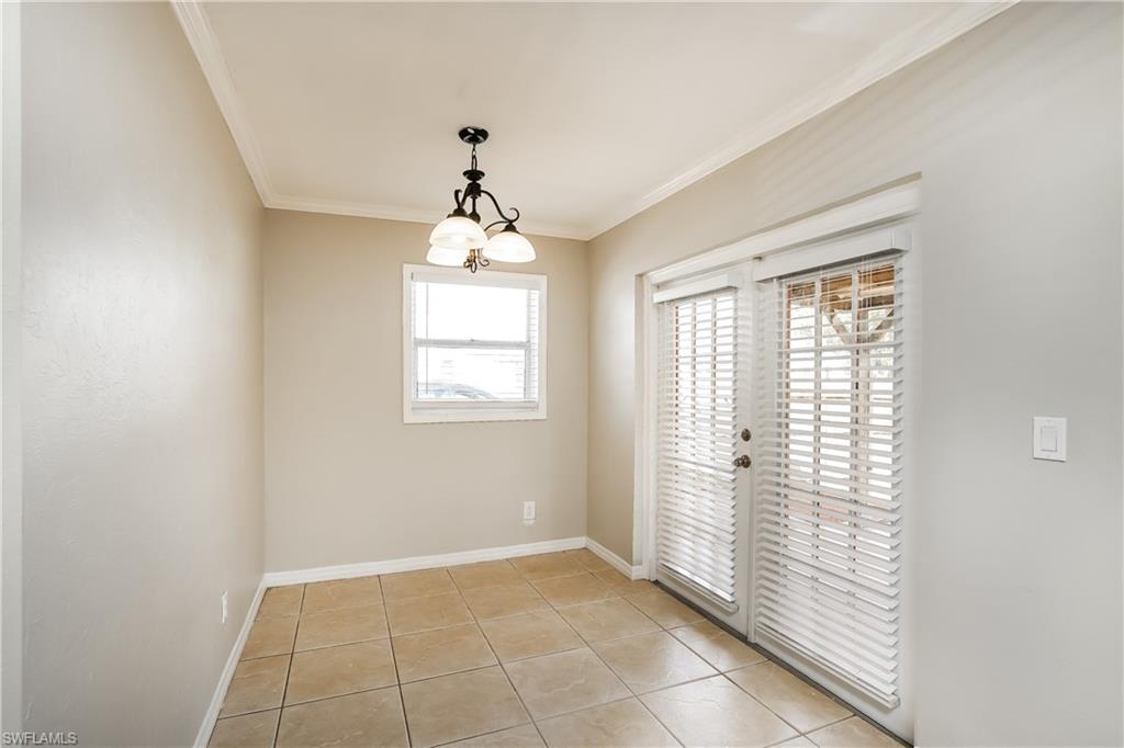 9083 Henry Rd Property Photo 4