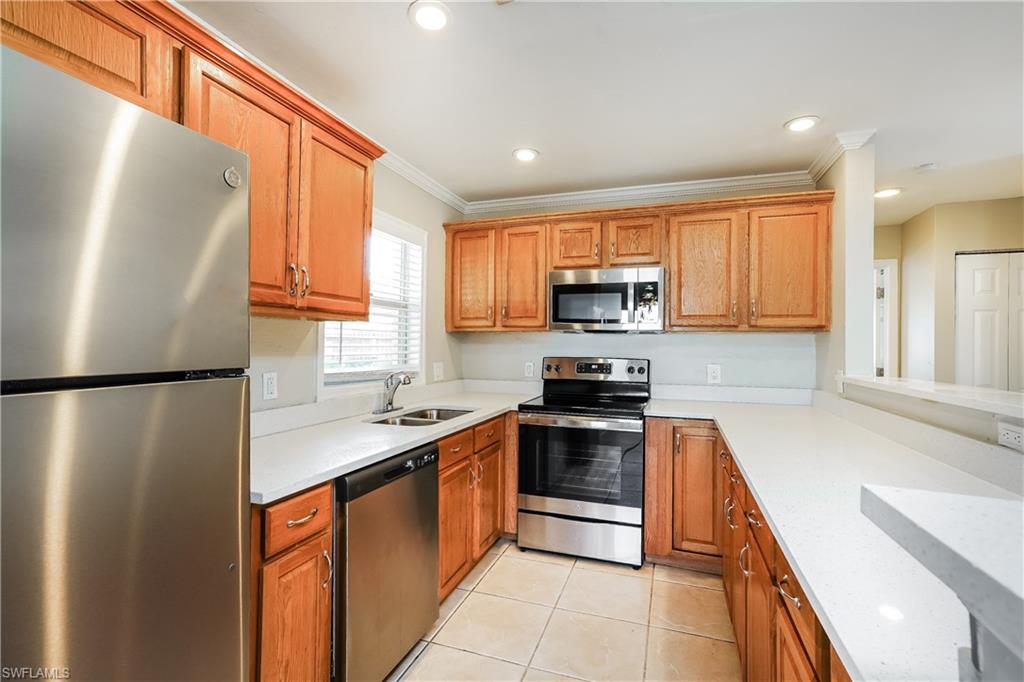 9083 Henry Rd Property Photo 5