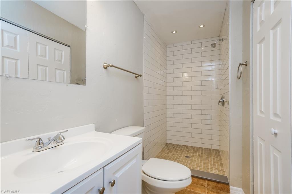 9083 Henry Rd Property Photo 10